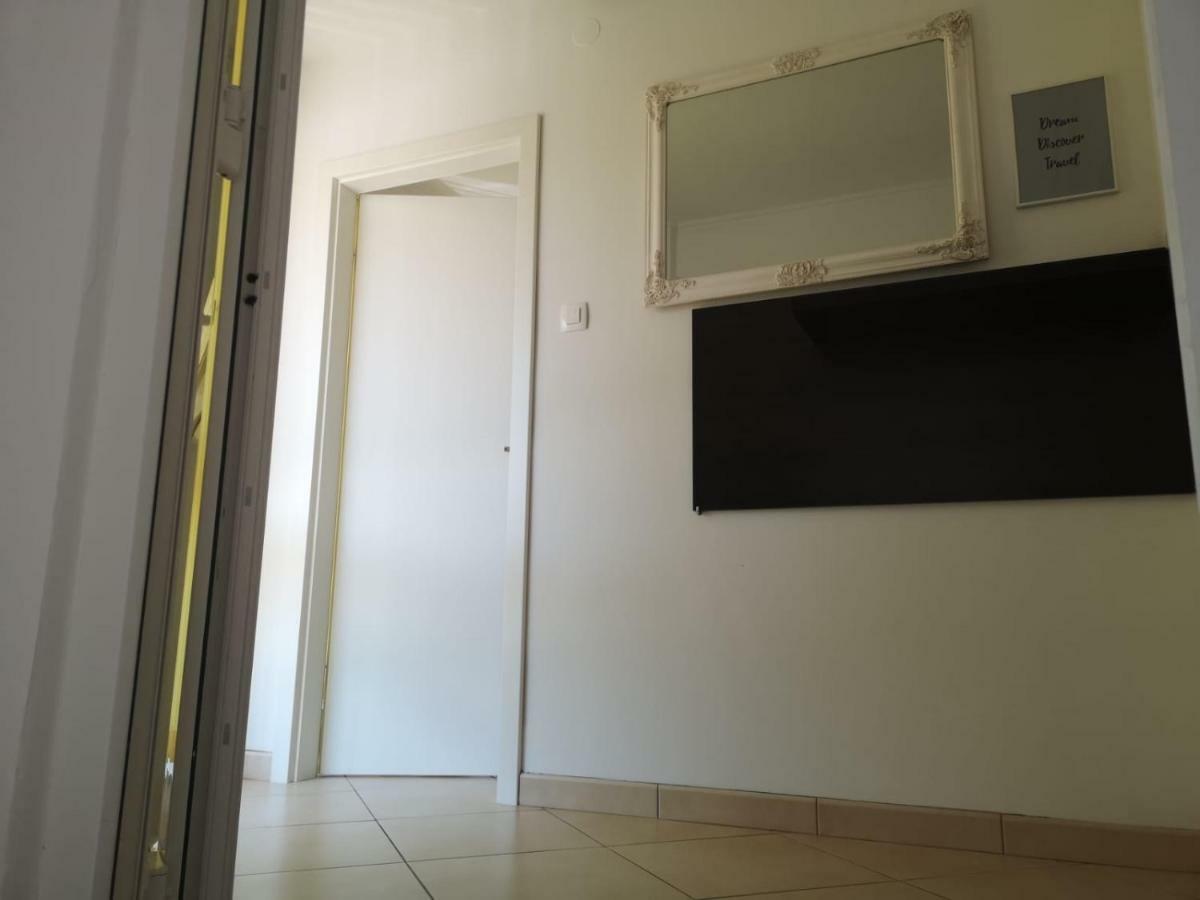 Apartment Odisey *